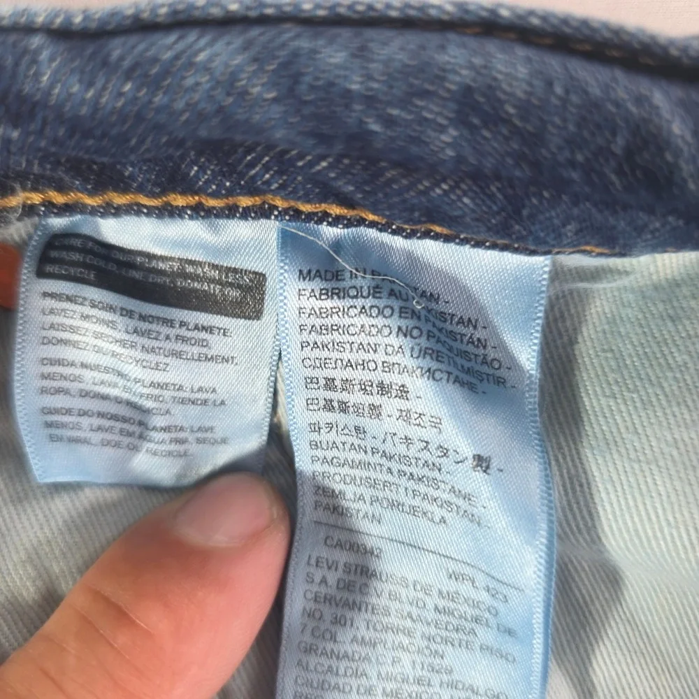 Levis 541 Athletic Taper Jeans Mens 36x28 Blue Denim BIG E Dark Wash